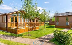 Canterbury Reach Lodge Retreat